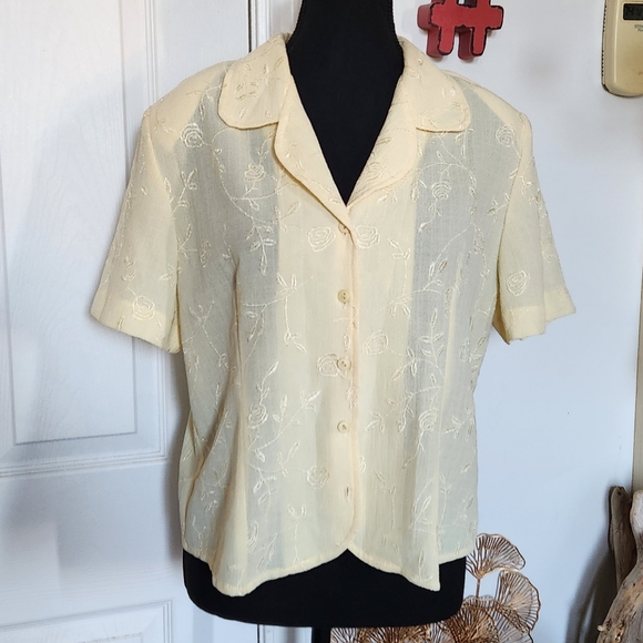 Vintage 90s cropped floral stitched button-up blouse - Picture 2 of 6